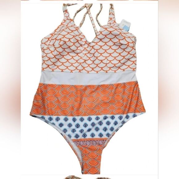 Cupshe mermaid scale printed one piece features strappy back size med - Picture 1 of 4